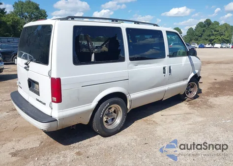 2002 Chevrolet Astro Ls z USA, uszkodzony, nr VIN 1GNDM19X52B108611